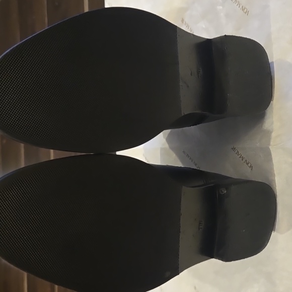 Tory Burch Wyatt Bootie Size 7M - Picture 4 of 10